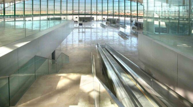 Aeropuerto-Valencia-1-e1635938719858